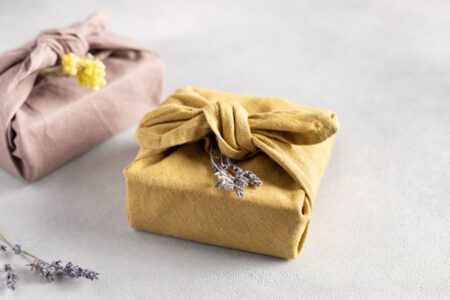 cadeau inpakken met stof