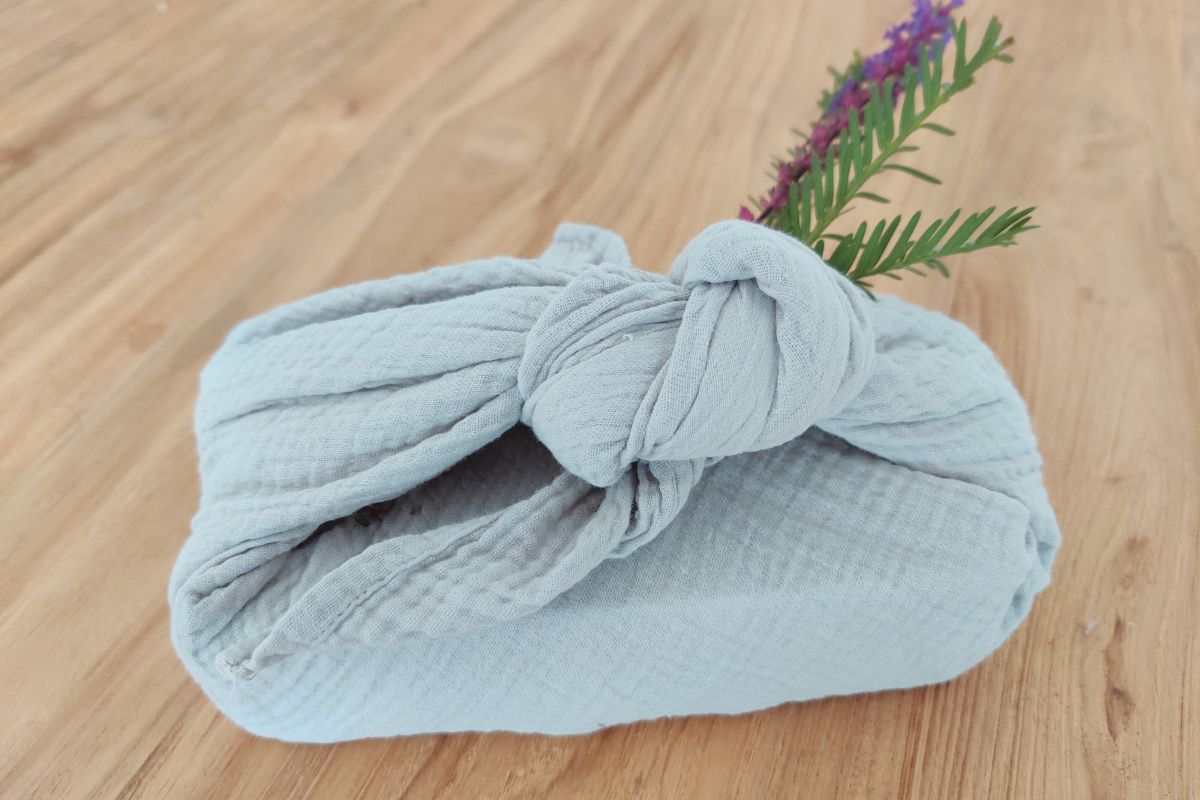 cadeau inpakken met stof