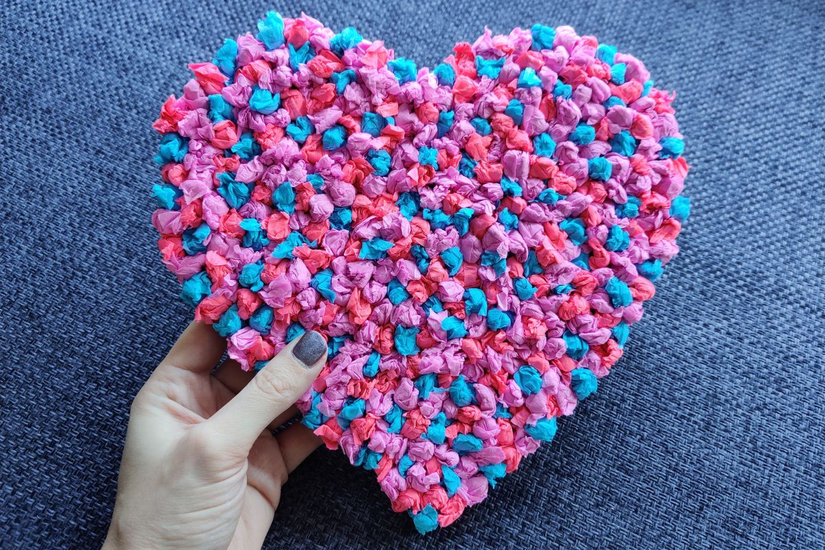 hartje knutselen crepepapier