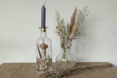kandelaar-met-droogbloemen