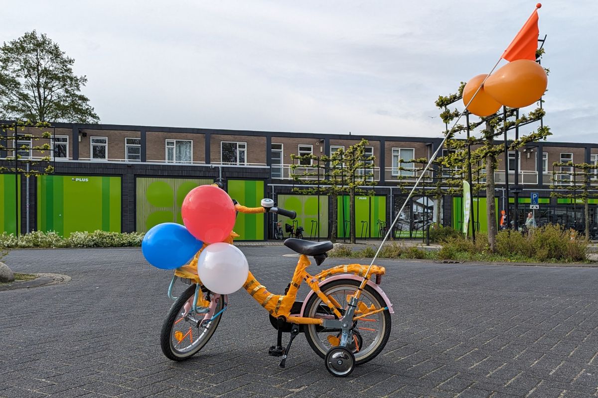 fiets versieren voor koningsdag