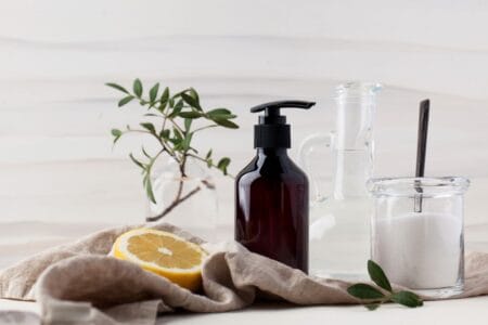 overbodige schoonmaakmiddelen